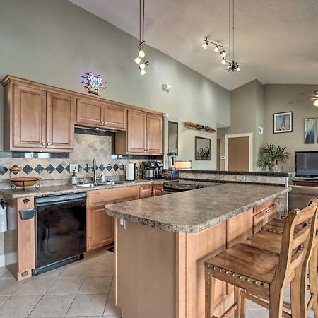 Osage Beach Condo With Lake Of The Ozarks Views エクステリア 写真