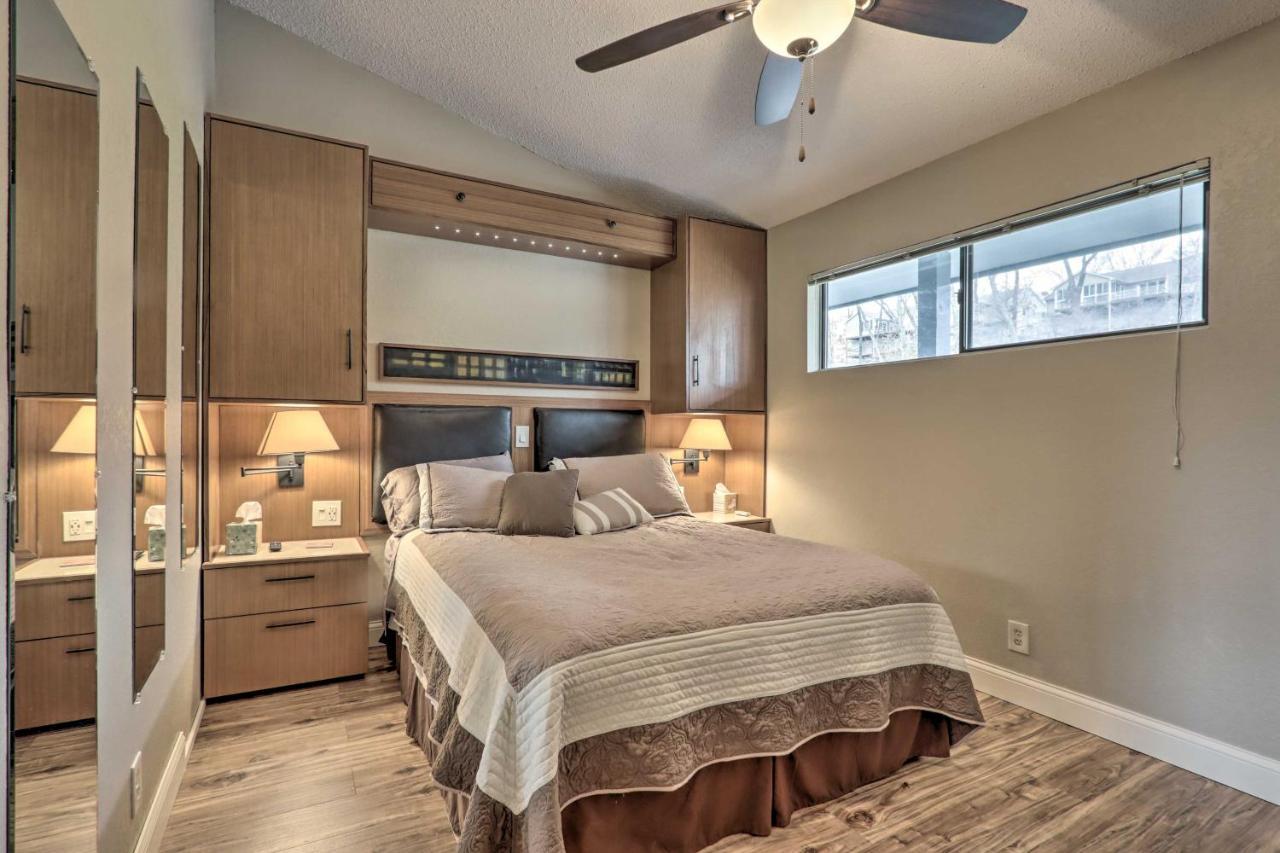 Osage Beach Condo With Lake Of The Ozarks Views エクステリア 写真